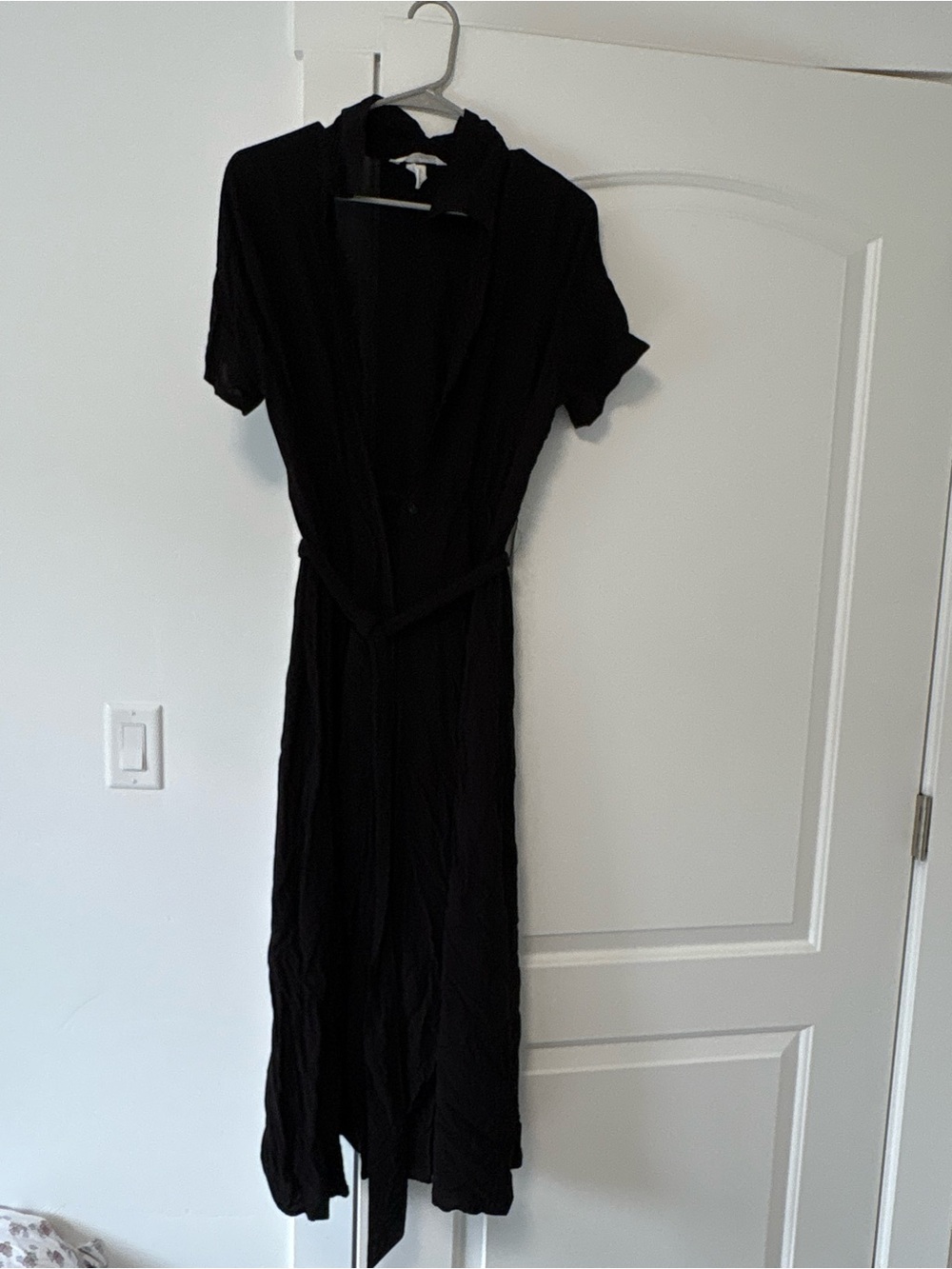 H&M Black Short-Sleeve Maxi Wrap Dress with Waist Tie